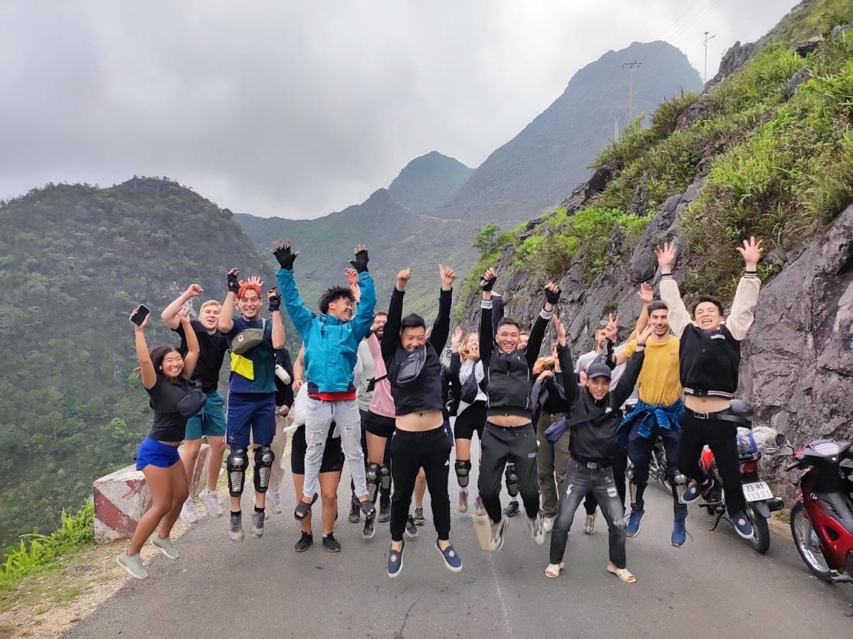 Bong Hostel Ha Giang Loop Экстерьер фото